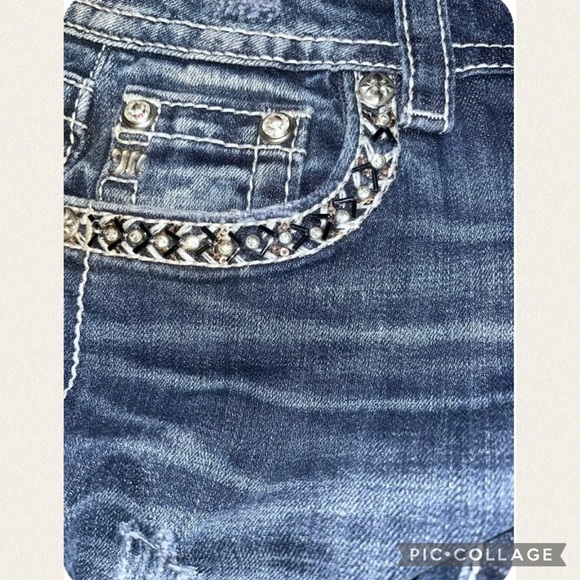 NWT Miss Me Signature Boot Jeans Sz 27x34 super cute cool logo patch - Picture 12 of 12